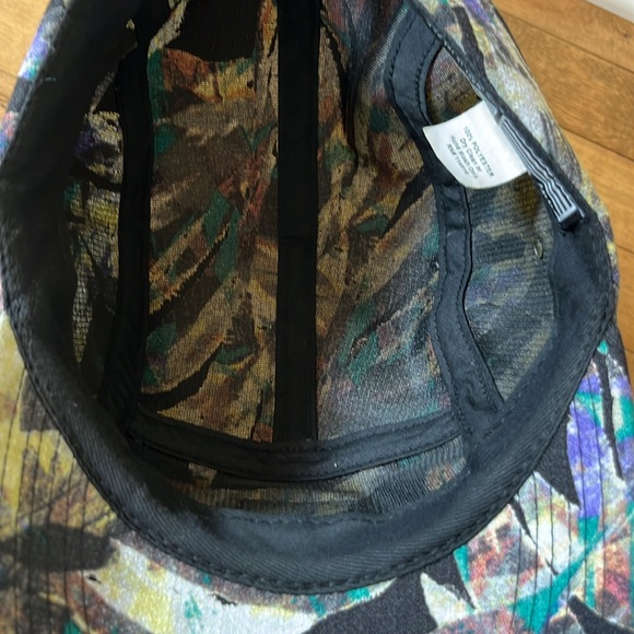 HUF Five Panel Strapback Hat - Picture 6 of 6